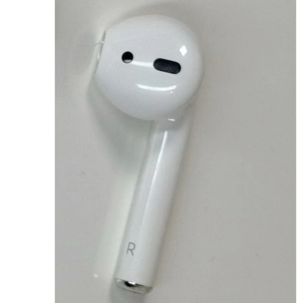 Apple AirPods 2nd‎ Generation Wireless Earbud 81-19